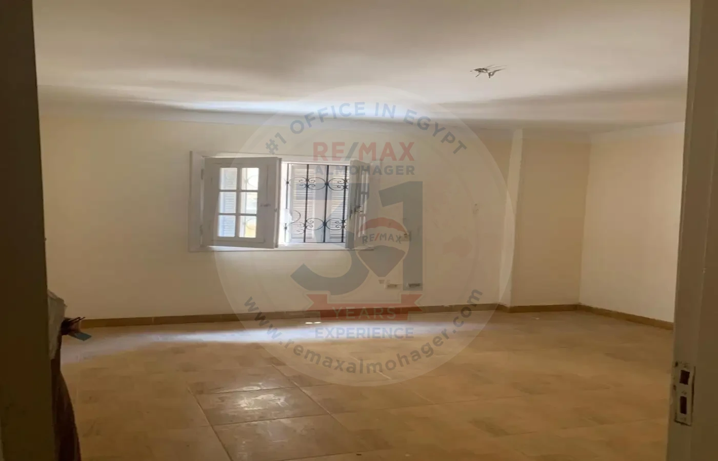 For rent in Al Yasmine, Fifth Settlement, ground floor apartment