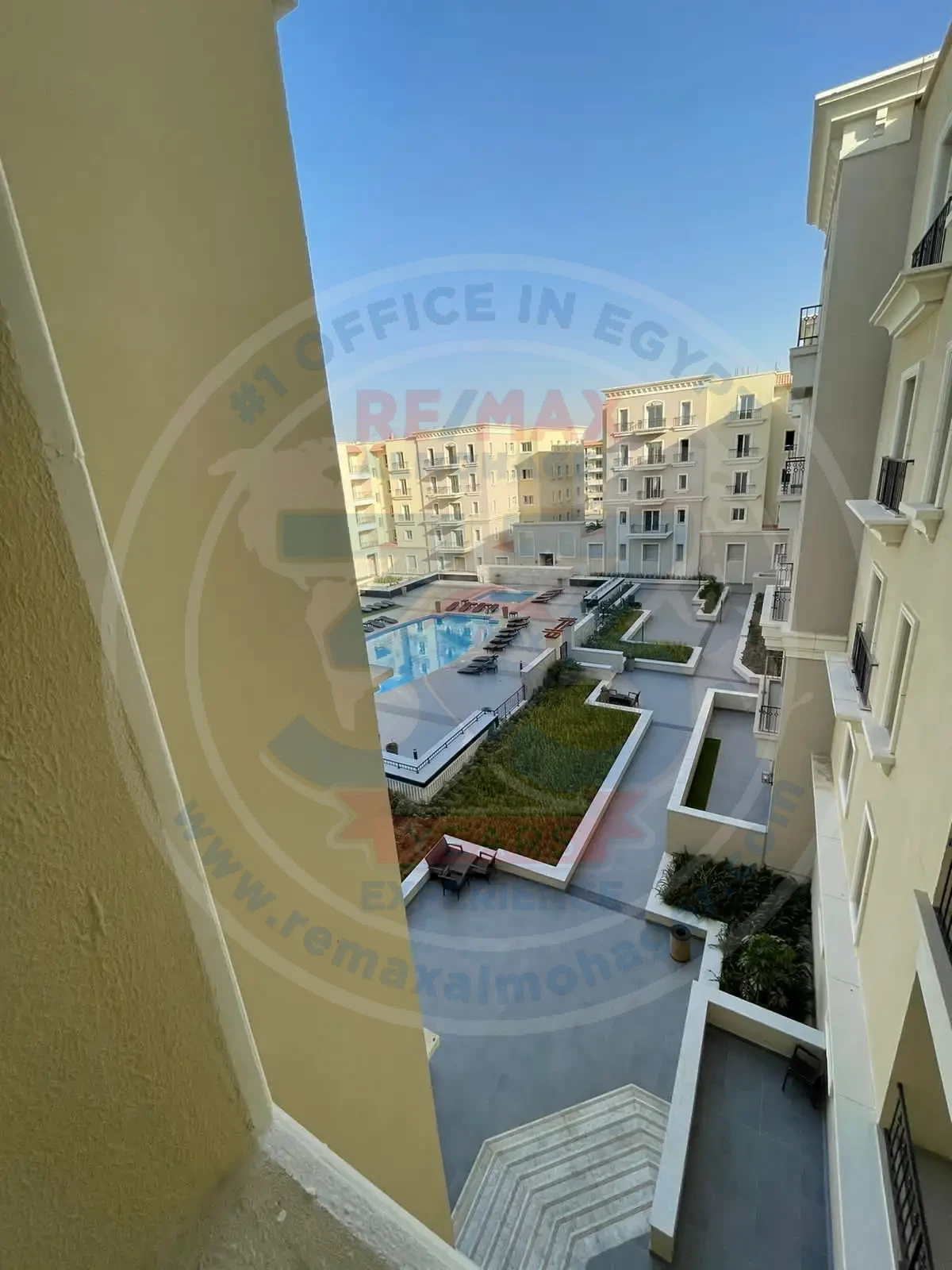 شقة للإيجار فى بوليفارد ميفيدا القاهرة الجديدة مفروشة