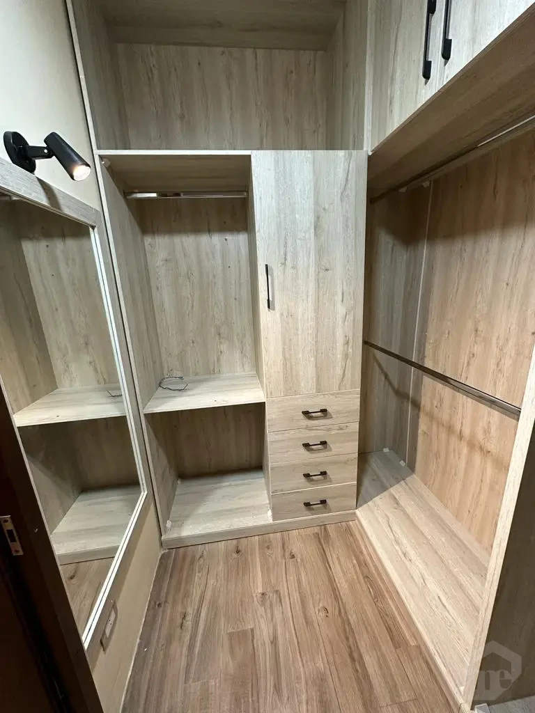 semi furnished Apartment for rent