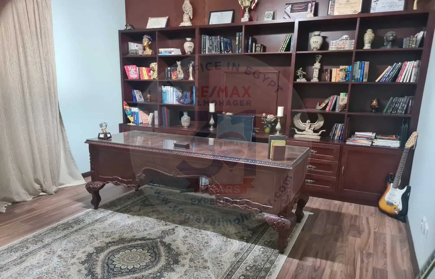 للايجار فى البنفسج