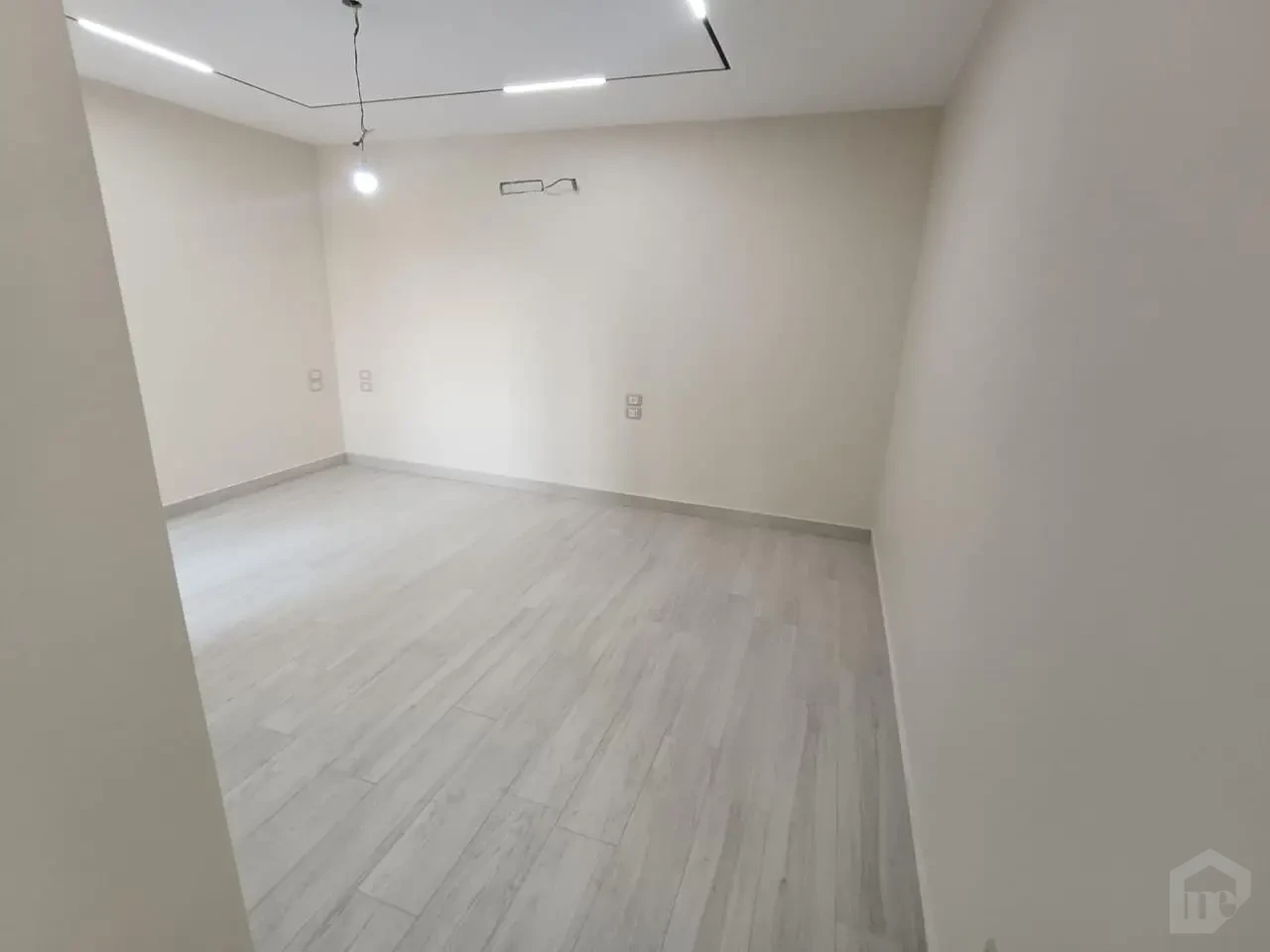 semi furnished Apartment in moon valley