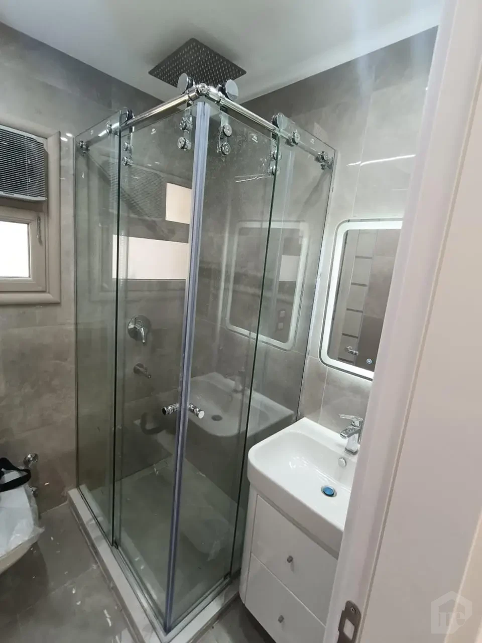 Apartment for rent in moon valley semi furnished