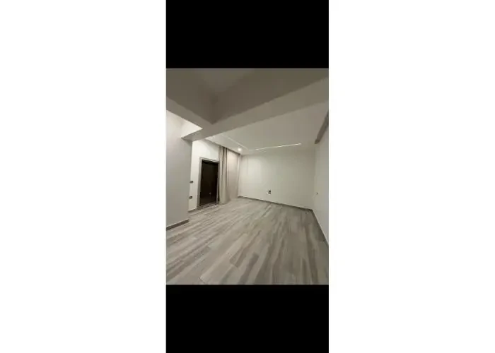 Flat For Rent In Galleria Moon Valley