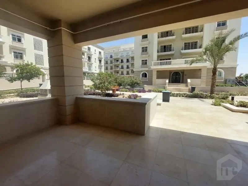 شقة للإيجار في كمبوند هايد بارك القاهرة الجديدة تراس واسع