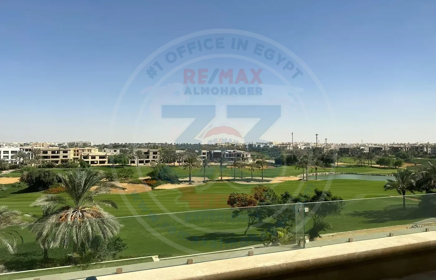 شقق للايجار فى كمبوند القطامية ديونز