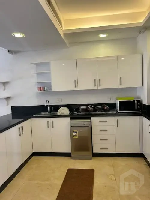 Kitchen in 180 sqm apartment for rent in Katameya Heights