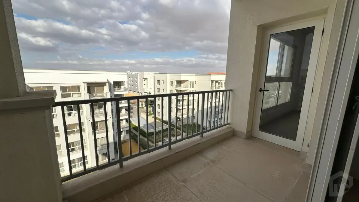 Apartment for rent in Mivida Blue Views New Cairo side balcony