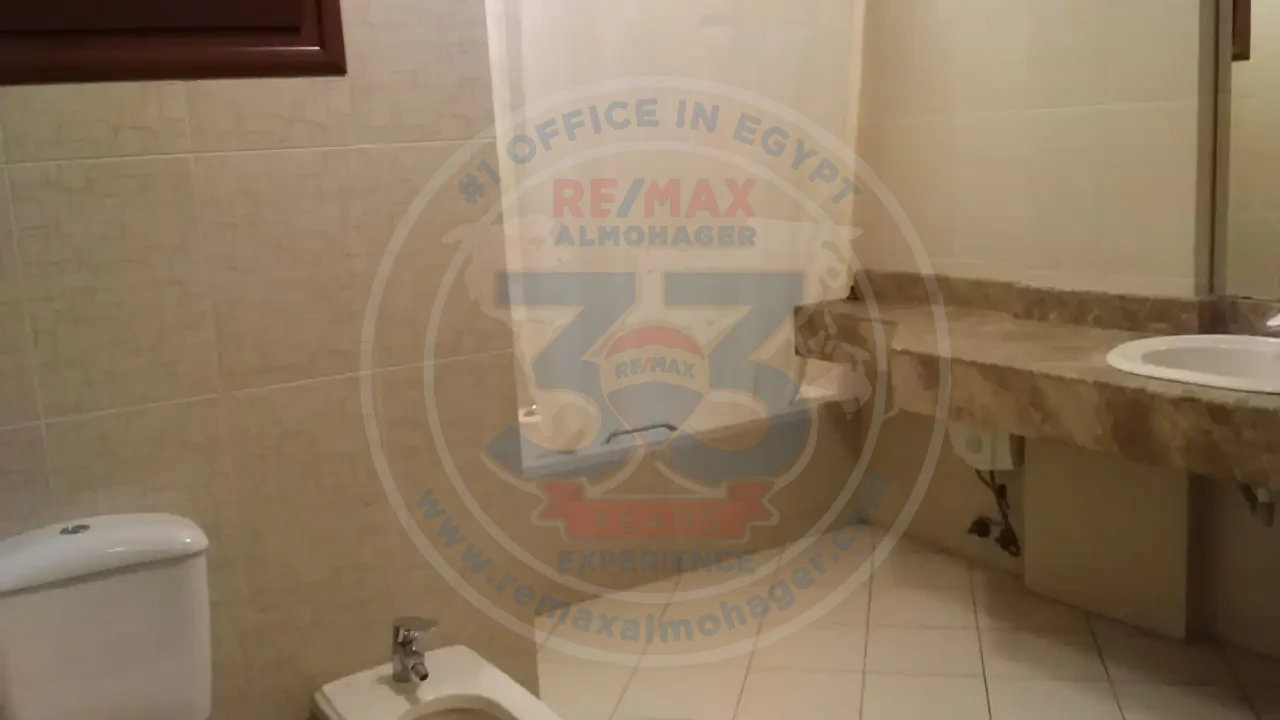150 sqm apartment for rent in Sarayat El Maadi, 3 bedrooms