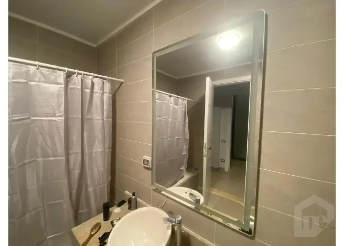 Apartment for rent in Village Gate Palm Hills shower bathroom