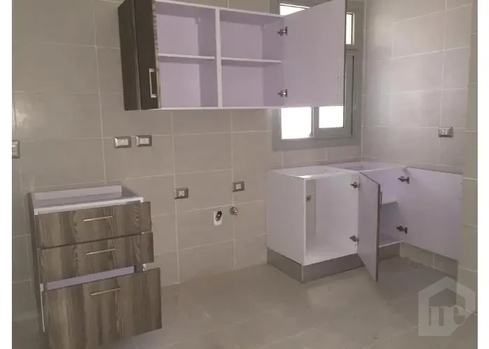 Apartment for rent in Village Gate Palm Hills fitted kitchen