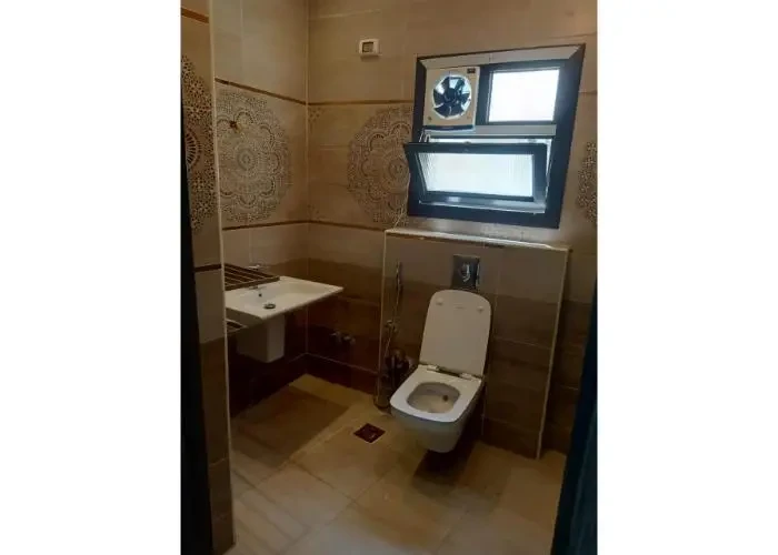 اسعار الايجار في غرب الجولف