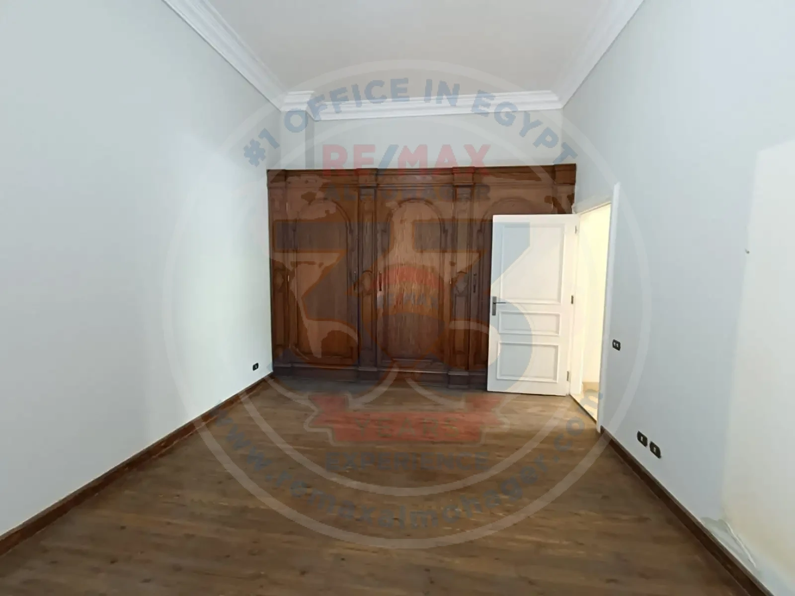300 sqm apartment for rent in Fifth Settlement, Garden