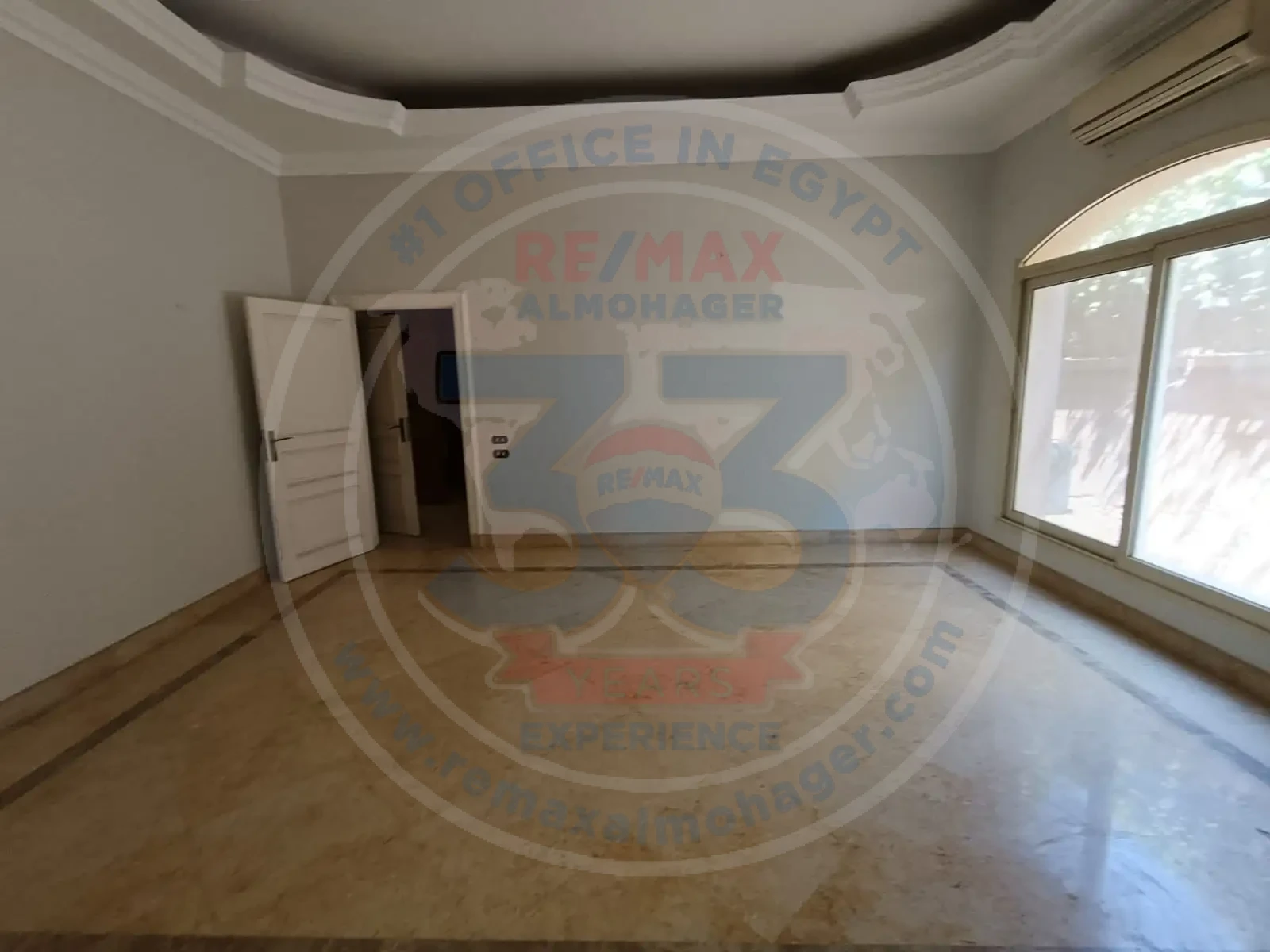 300 sqm apartment for rent in Fifth Settlement, West Golf