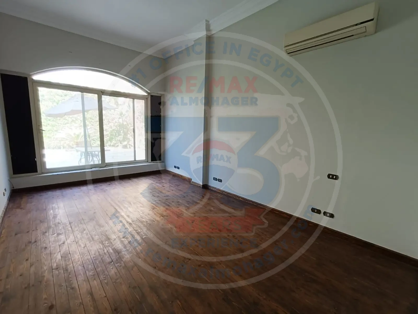 300 sqm apartment for rent in Fifth Settlement, West Golf