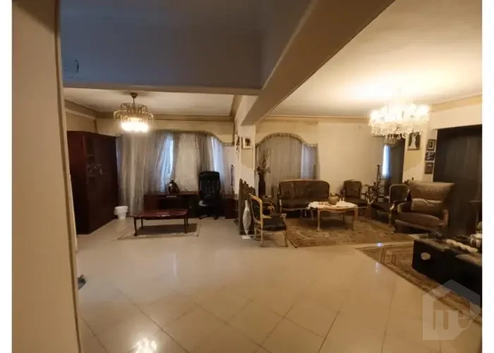 شقة للبيع 3غرف متشطبة في مصر الجديدة ميدان الحجاز