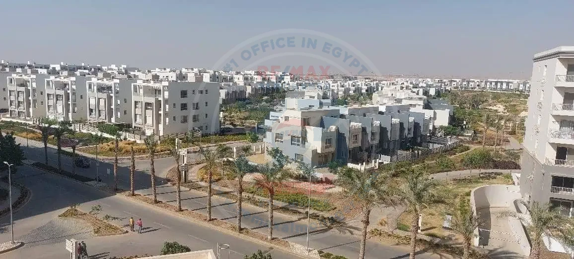 Apartment for sale at Hyde Park Compound