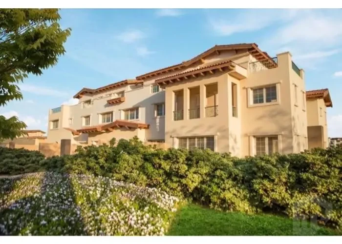 Apartment For Sale In Hyde Park