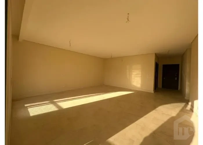 Apartment for sale in 90 Avenue Fifth Settlement spacious room