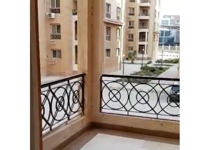 للبيع شقه