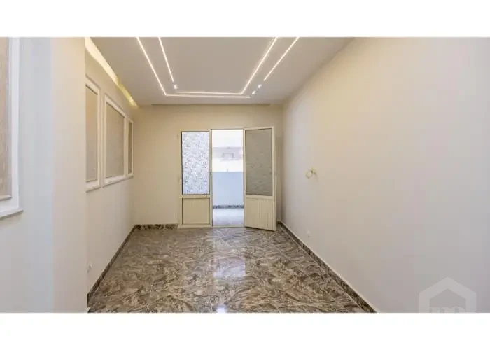 شقه للبيع