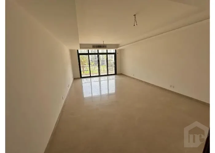 High-end finishes in a finished apartment for sale in CFC