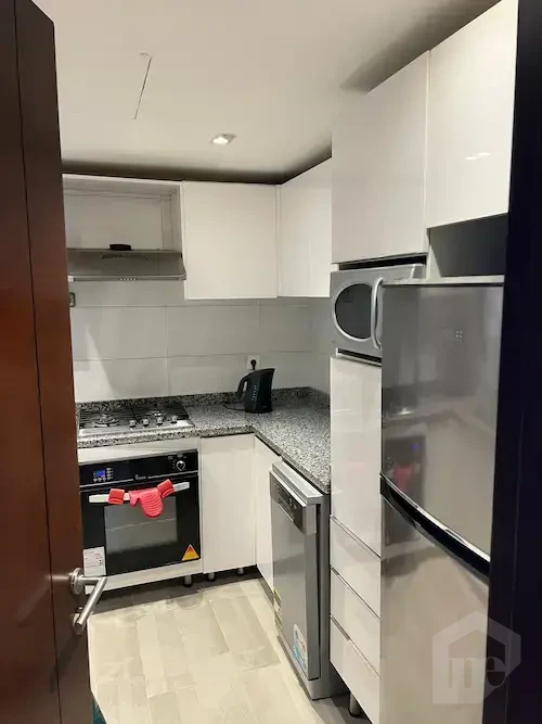 مطبخ مجهز بالكامل في شقة للبيع في كايرو فستيفال سيتي مودرن