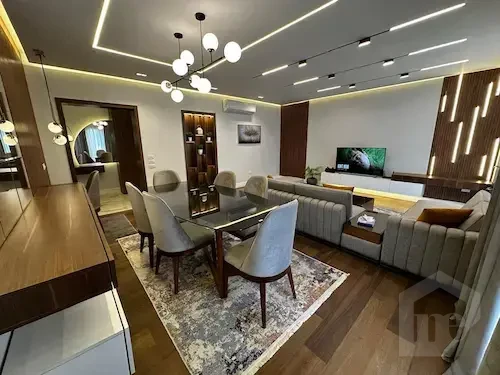 شقة متشطبه للبيع في إيستاون سوديك