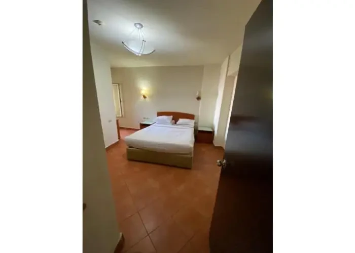 وحدات سكنية للبيع في العين السخنه