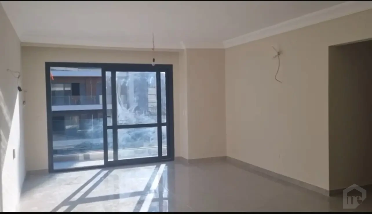 Apartment for Sale in El Patio ORA with spacious reception