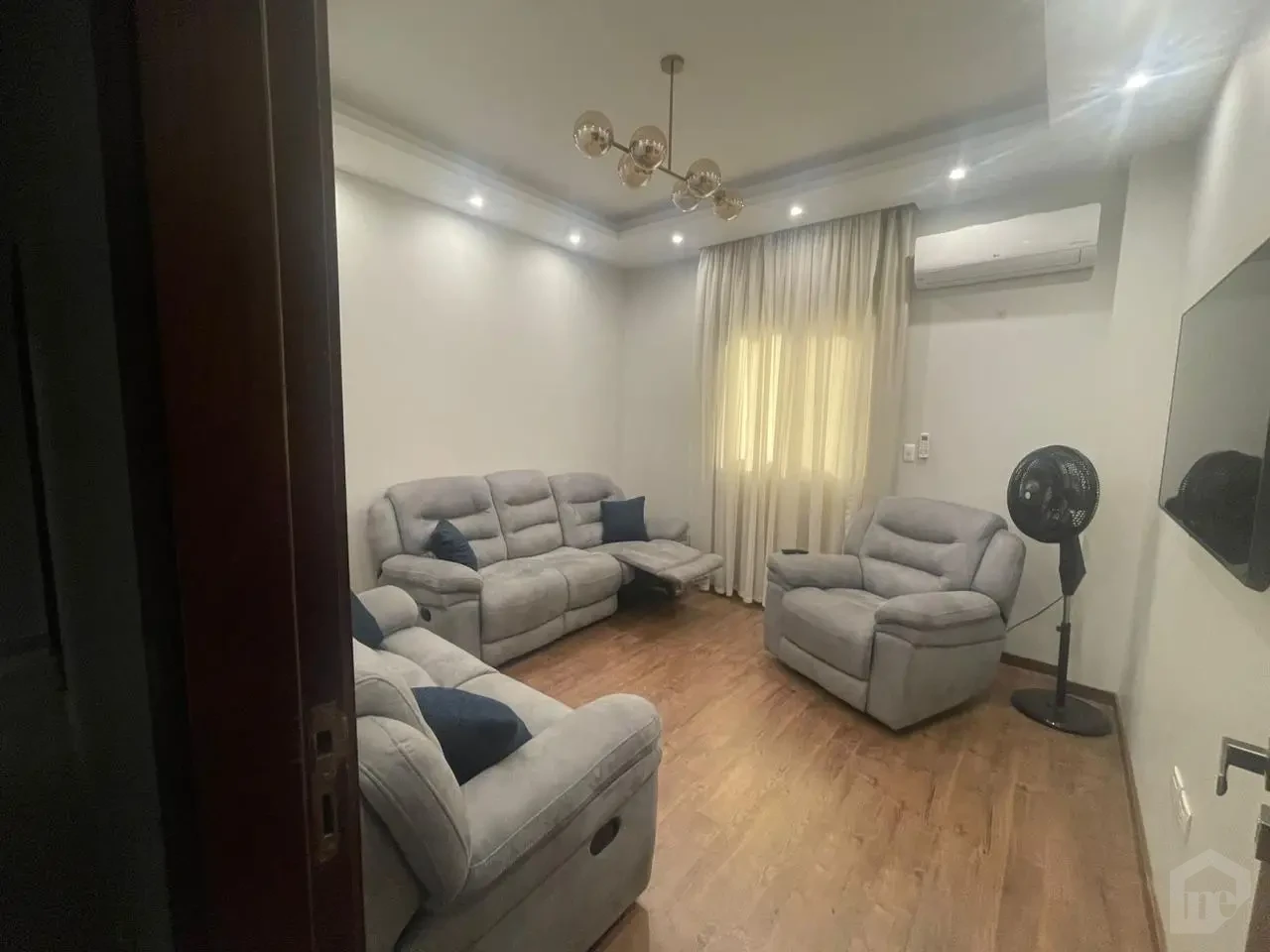 fully finished apartment in prime location at louts