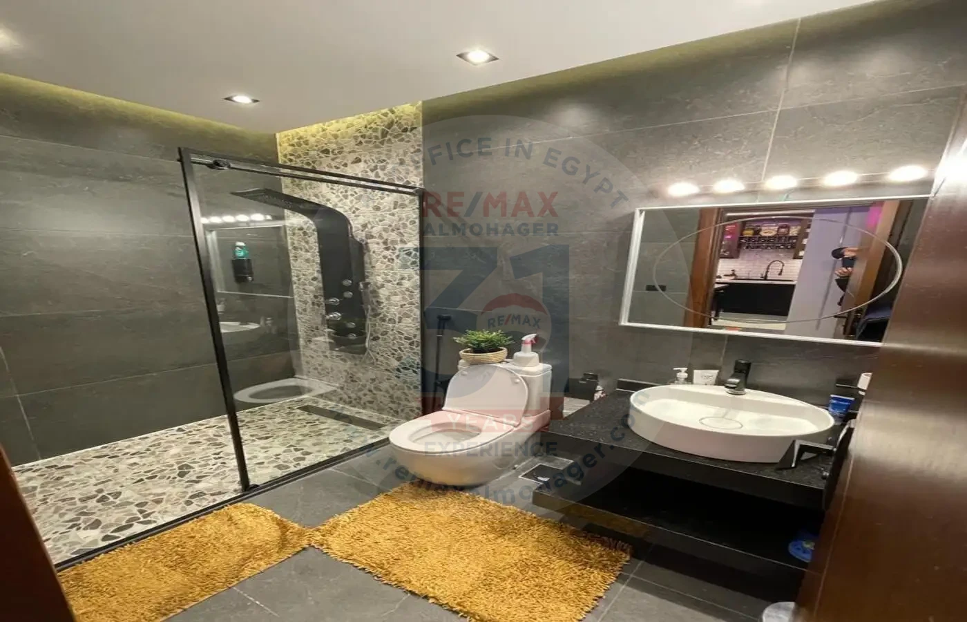 Apartment with garden for sale in El Shorouk, El Patio Casa Compound