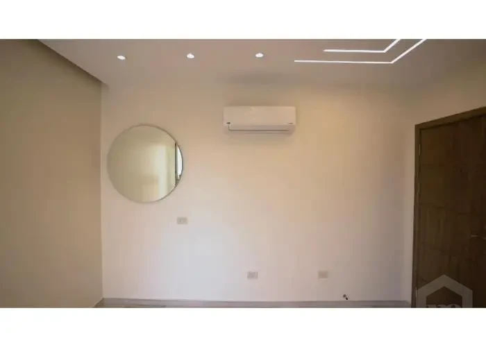 للبيع شقه