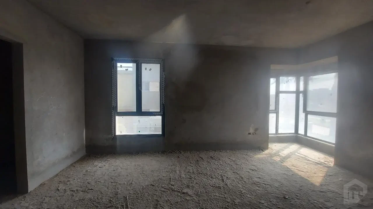 Apartment Semi Finished For Sale In Villette