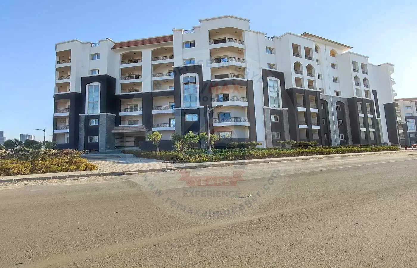 Apartment for sale in the new capital, R3