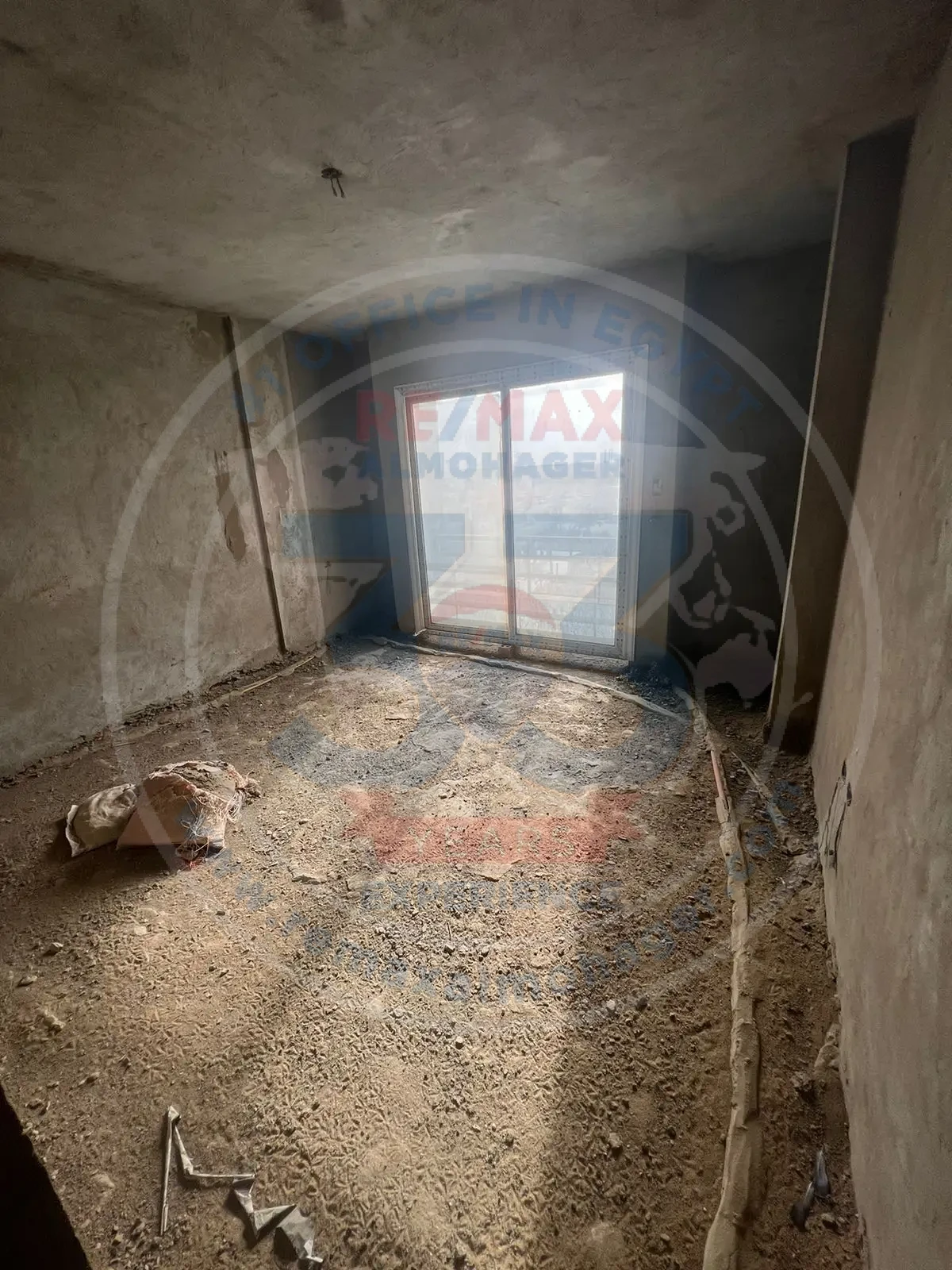 For sale in Fifth Settlement, semi-finished apartments