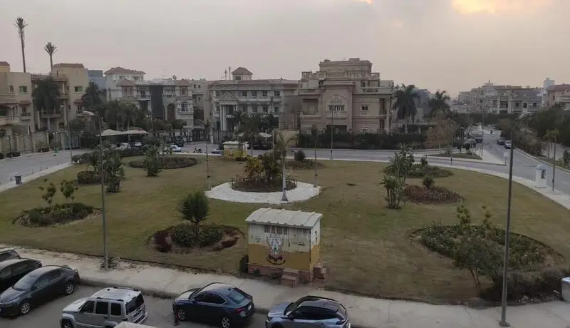شقة للبيع فى كمبوند غرب الجولف القاهرة الجديدة