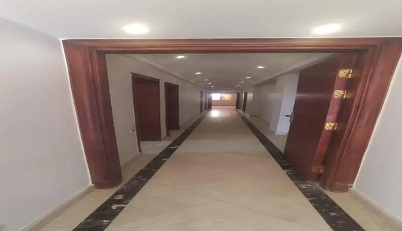 شقة للبيع فى كمبوند غرب الجولف