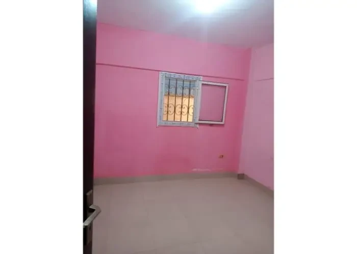 شقه للبيع في كومبوند اب ويست