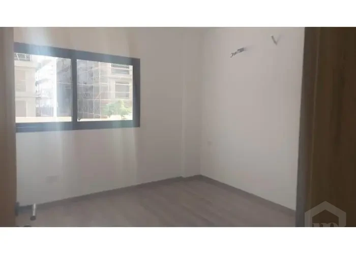 شقه للأيجار مطبخ وتكيفات في فيفث سكوير