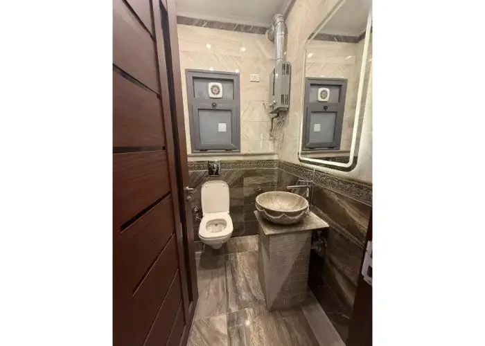 Semi Furnished Apartment For In East Town