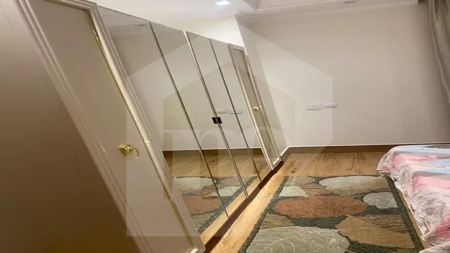 Duplex for rent in East Town with 100m garden