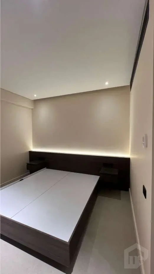 Apartment For Sale In October