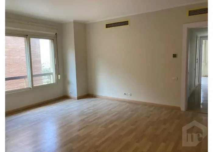 للبيع وحده