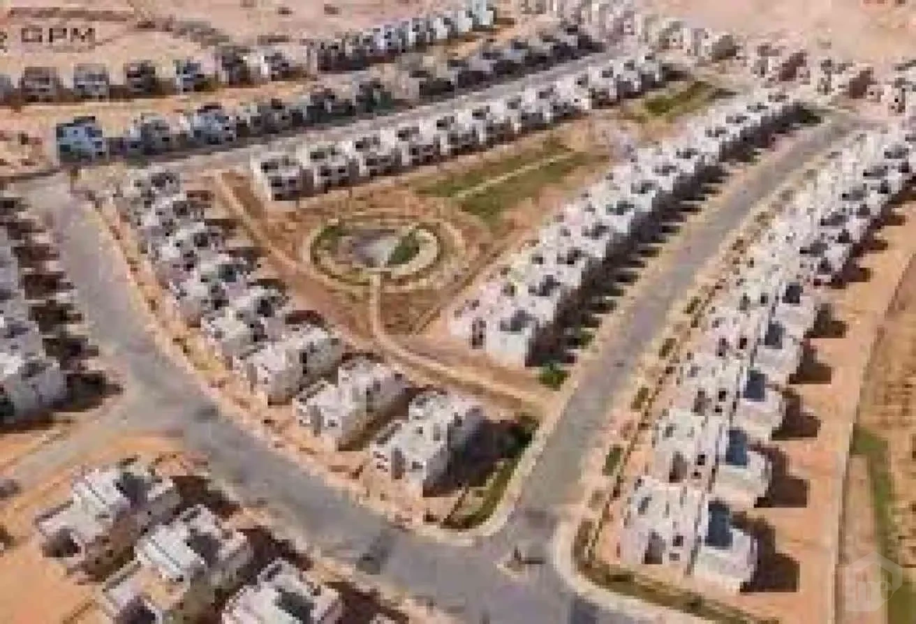 إطلالة جوية على المشروع