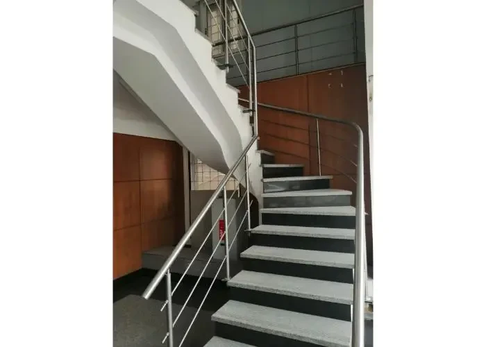 Building for sale prime location