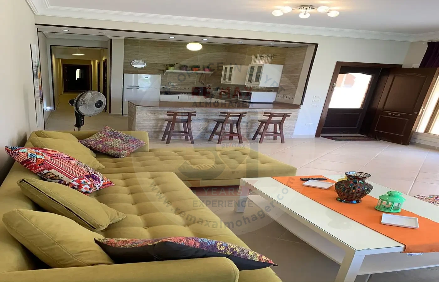 Chalet for sale in La Vista Bay Coast, including furniture, Super Lux, 150 square meters