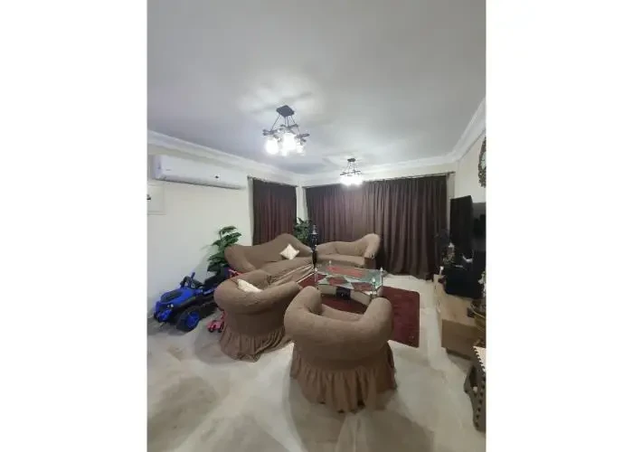 شقه للبيع في لافيستا جاردن