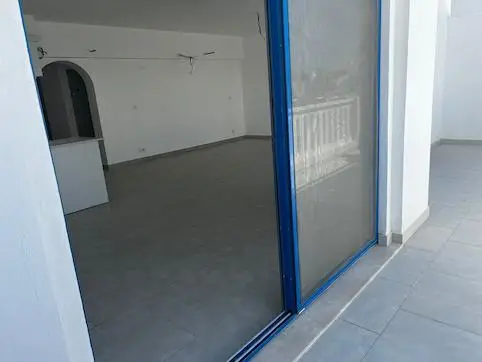 للبيع في مراسي جريك