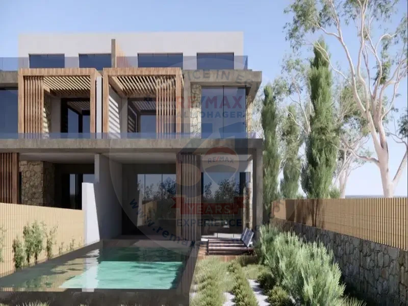 chalet 3 bed rooms for sale in north coast