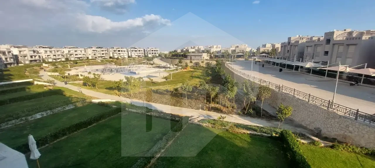 شالية بسعر جيد فى قرية عين بأي